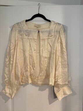 NWT FAUNE Size Large Vintage Cream Embroidered Blouse